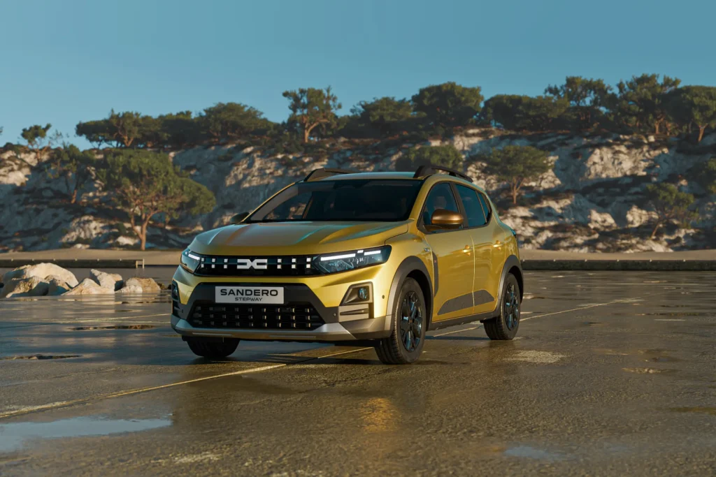 Dacia Sandero Stepway, vooraanzicht aan zee
